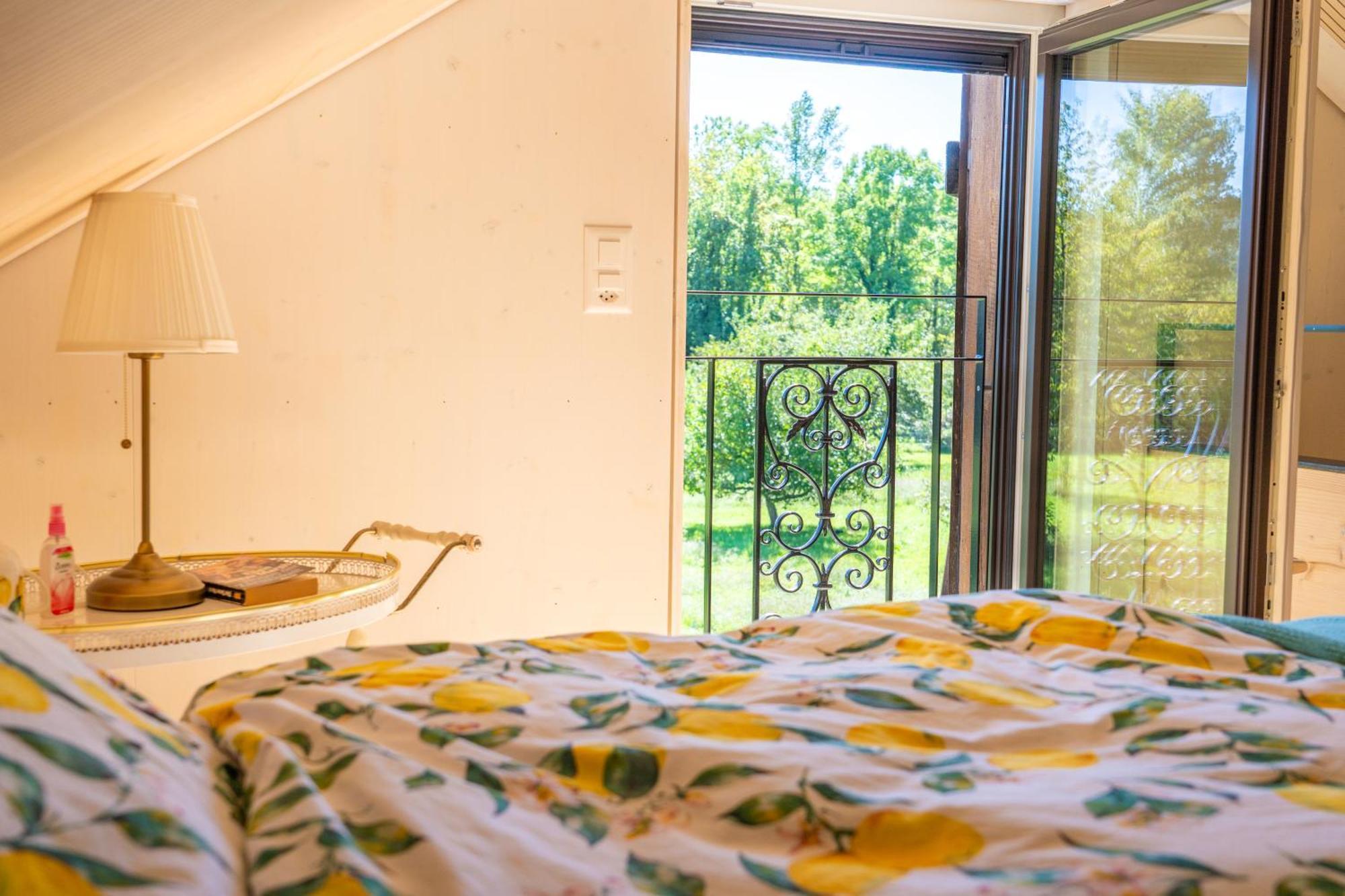 Tiny House Chez Claudine - Relaxen, Workspace, Naehe Thermen, Netflix, Free Parking & Wifi Brugg  Exterior photo