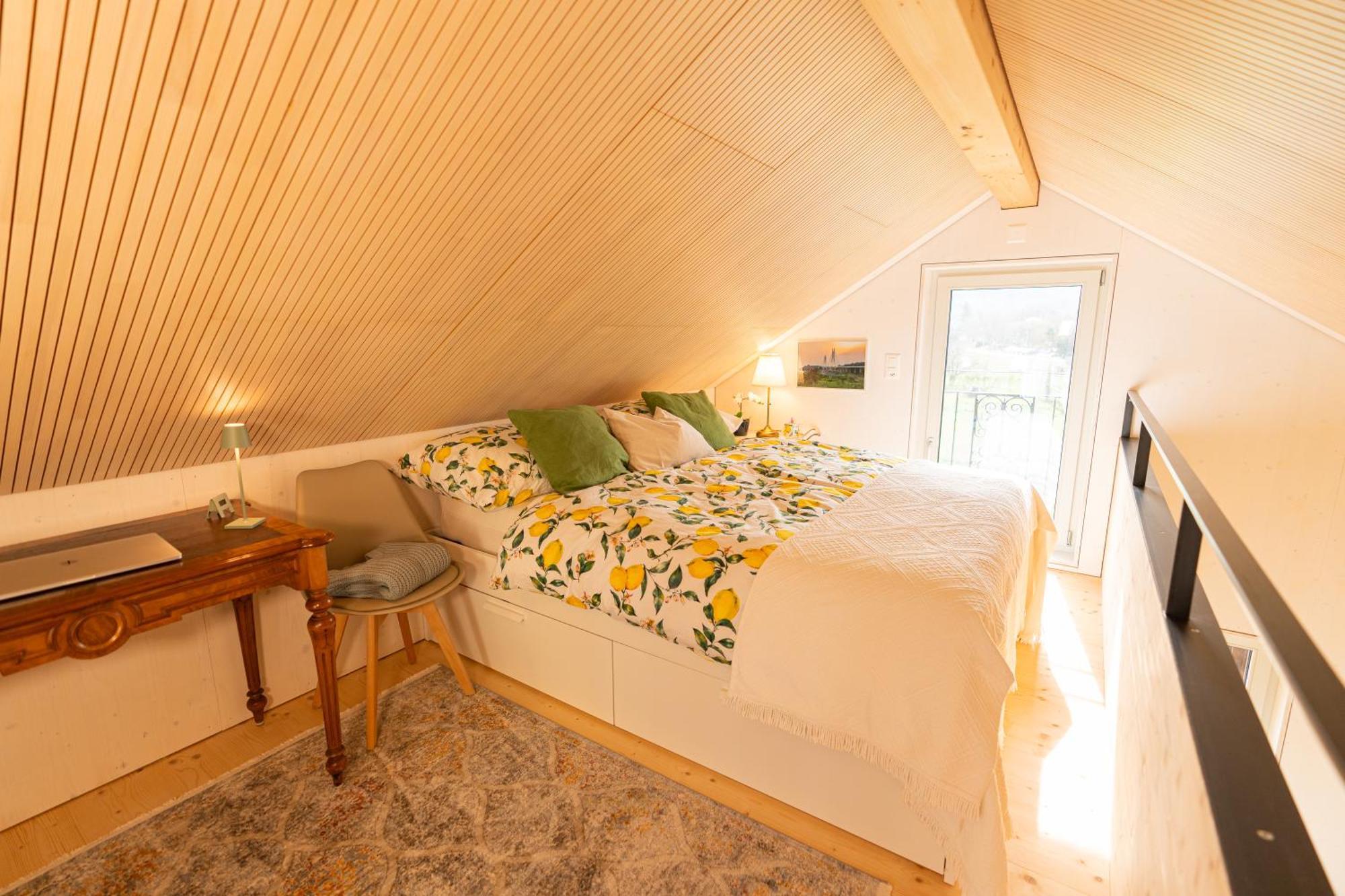 Tiny House Chez Claudine - Relaxen, Workspace, Naehe Thermen, Netflix, Free Parking & Wifi Brugg  Exterior photo